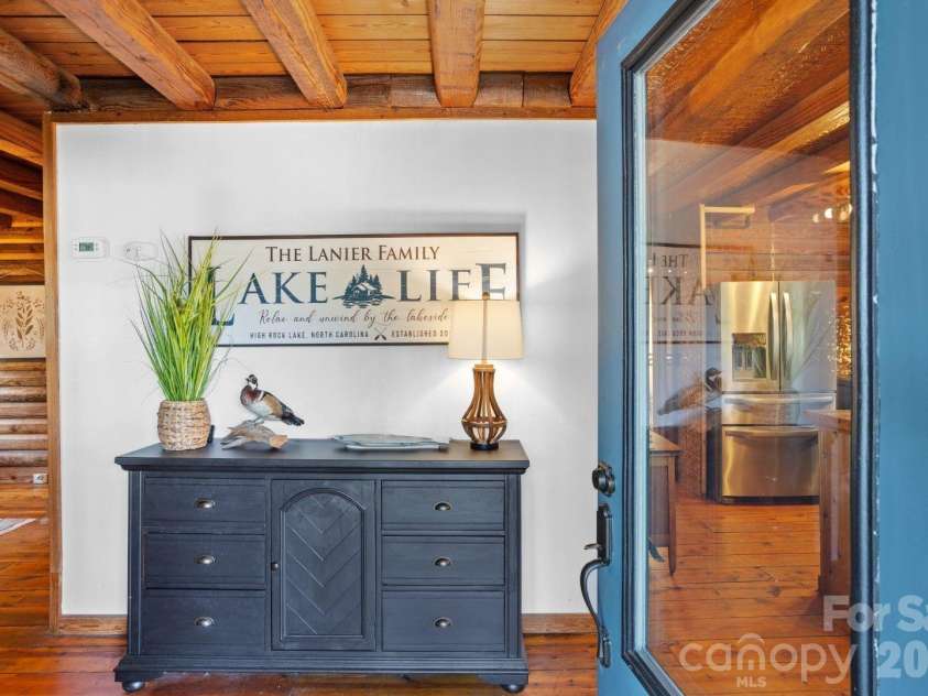 219 Highland Drive, Lexington, NC 27292.  MLS# CAR4423513, YatesRealty ID 50316. 