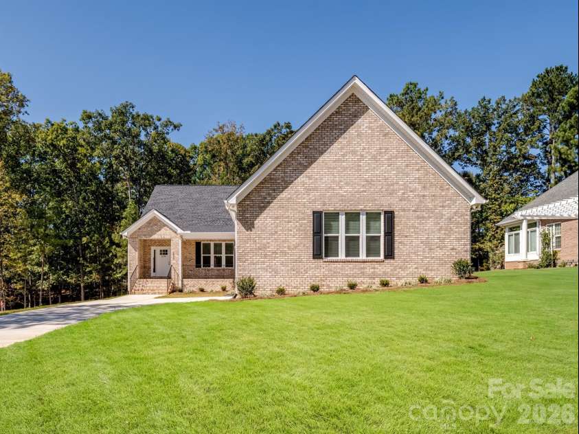 1036 Lyndon Drive, Lancaster, SC 29720.  MLS# CAR4311499, YatesRealty ID 5032. 
