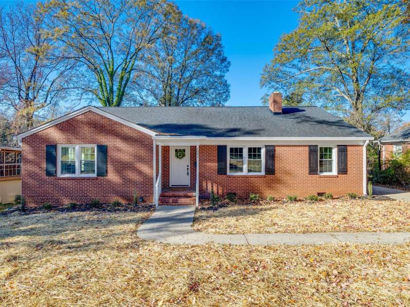 1081 Evergreen Circle, Rock Hill, SC 29732.  MLS# CAR4233766, YatesRealty ID 5032. 