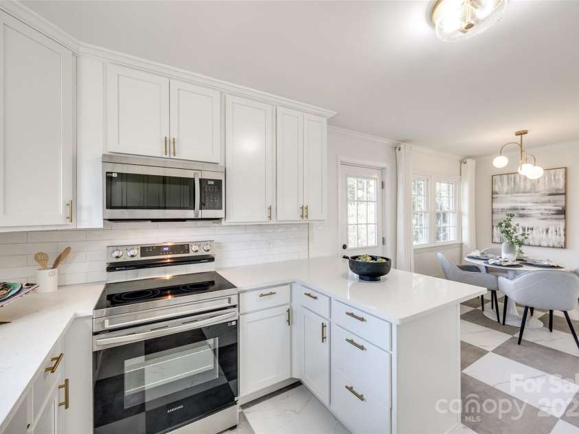 1081 Evergreen Circle, Rock Hill, SC 29732.  MLS# CAR4233766, YatesRealty ID 5032. 