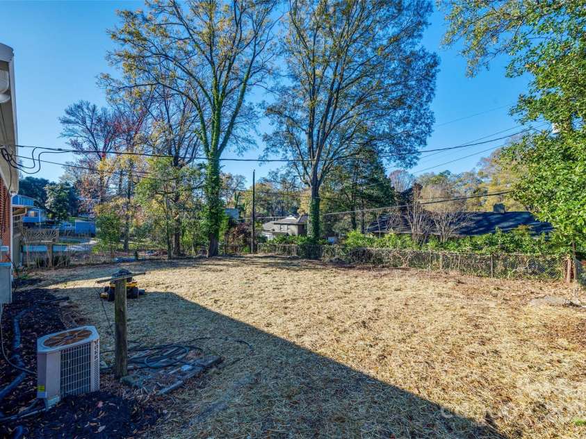 1081 Evergreen Circle, Rock Hill, SC 29732.  MLS# CAR4233766, YatesRealty ID 5032. 
