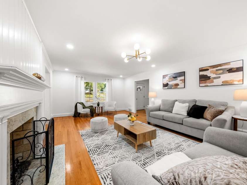 1081 Evergreen Circle, Rock Hill, SC 29732.  MLS# CAR4313632, YatesRealty ID 5032. 