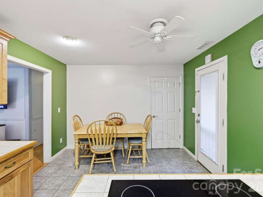 10687 Cruso Road, Canton, NC 28716.  MLS# CAR4423169, YatesRealty ID 50320. Dining area from kitchen