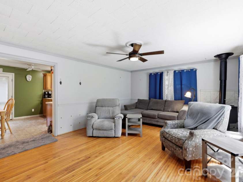 10687 Cruso Road, Canton, NC 28716.  MLS# CAR4423169, YatesRealty ID 50320. Living room from front door