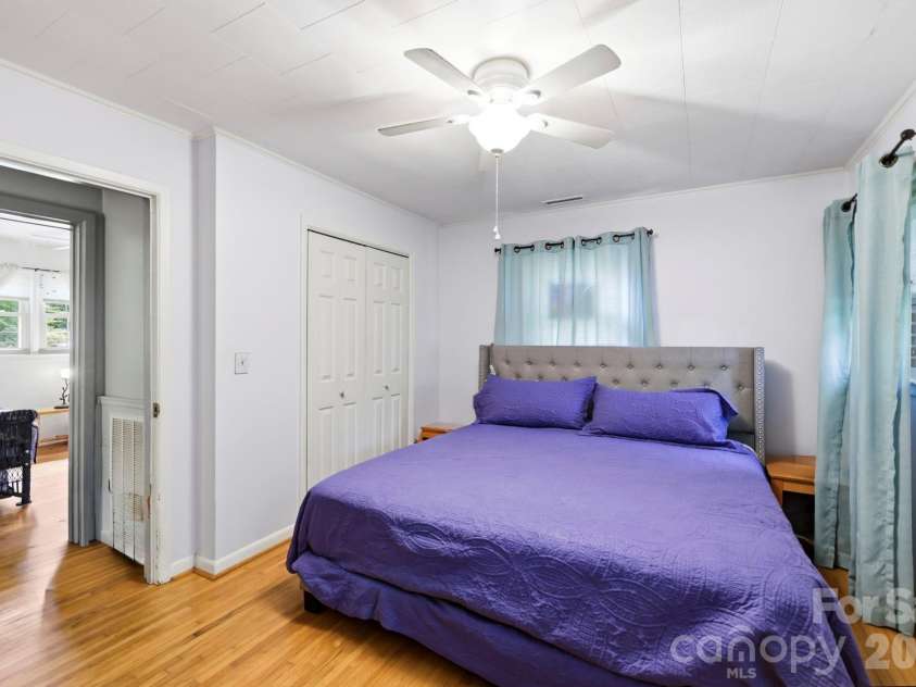 10687 Cruso Road, Canton, NC 28716.  MLS# CAR4423169, YatesRealty ID 50320. Main bedroom