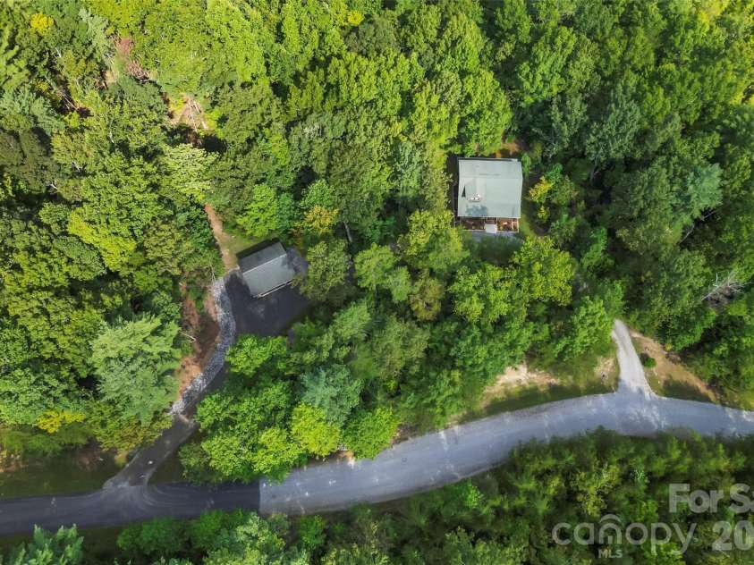 85 Trellis Drive, Nebo, NC 28761.  MLS# CAR4422991, YatesRealty ID 50327. 