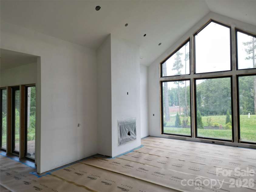 87 Mont Clair Trail, Horse Shoe, NC 28742.  MLS# CAR4413474, YatesRealty ID 50328. 