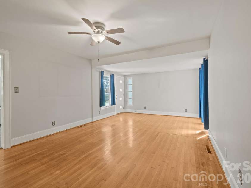 419 1st Avenue, Conover, NC 28613.  MLS# CAR4423796, YatesRealty ID 50329. 