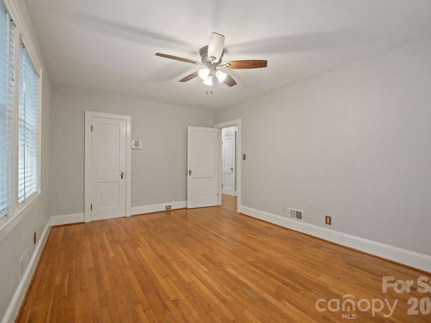 419 1st Avenue, Conover, NC 28613.  MLS# CAR4423796, YatesRealty ID 50329. 
