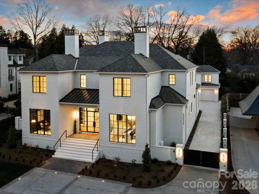 1436 Queens Road, Charlotte, NC 28207.  MLS# CAR4355549, YatesRealty ID 5033. 