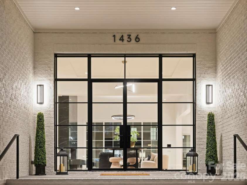 1436 Queens Road, Charlotte, NC 28207.  MLS# CAR4355549, YatesRealty ID 5033. 