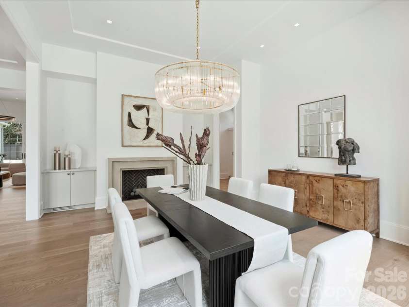 1436 Queens Road, Charlotte, NC 28207.  MLS# CAR4355549, YatesRealty ID 5033. 