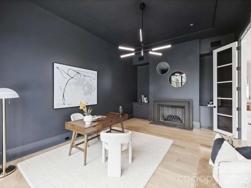 1436 Queens Road, Charlotte, NC 28207.  MLS# CAR4355549, YatesRealty ID 5033. 
