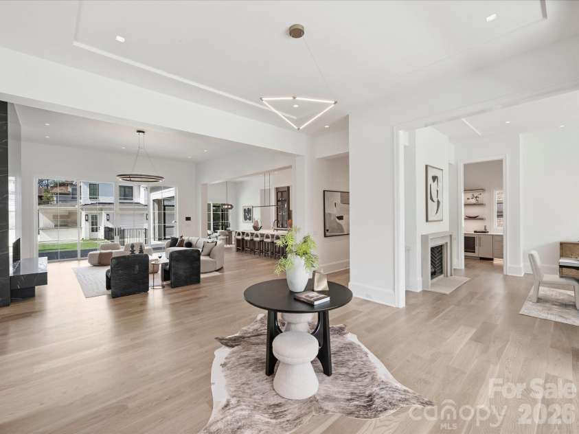 1436 Queens Road, Charlotte, NC 28207.  MLS# CAR4355549, YatesRealty ID 5033. 