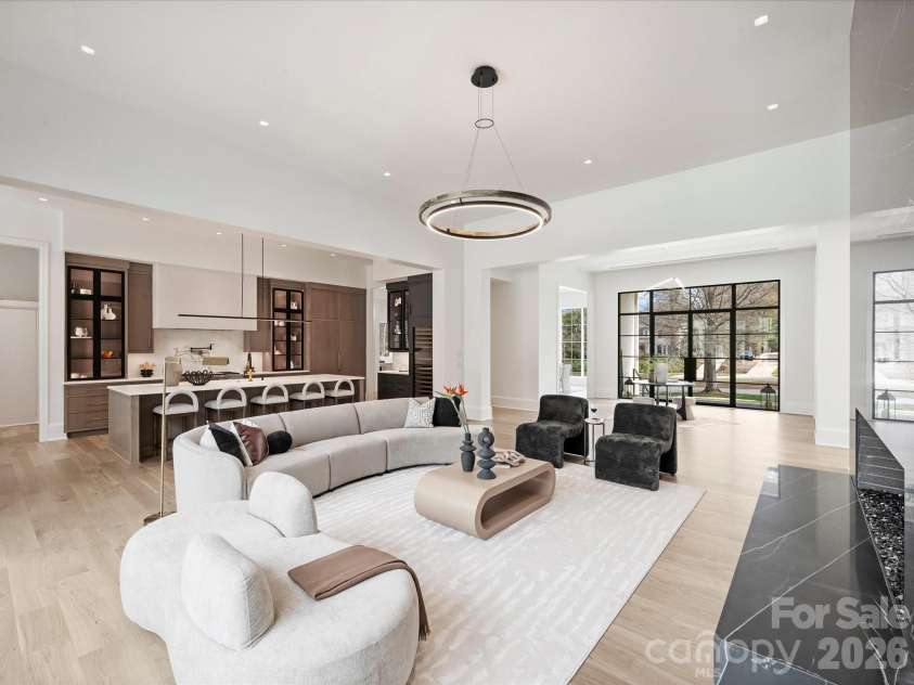 1436 Queens Road, Charlotte, NC 28207.  MLS# CAR4355549, YatesRealty ID 5033. 