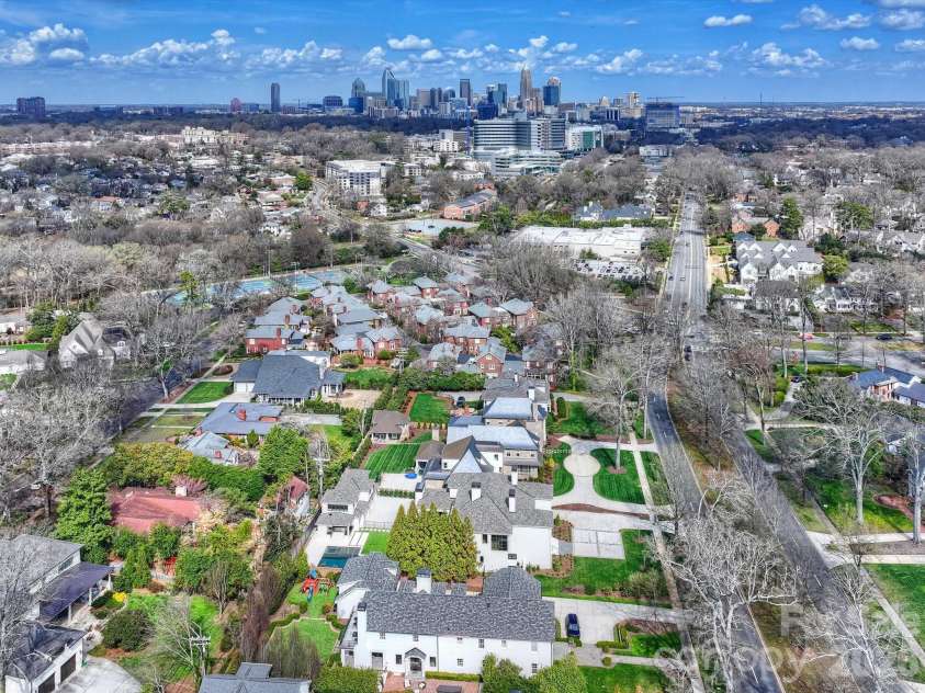 1436 Queens Road, Charlotte, NC 28207.  MLS# CAR4355549, YatesRealty ID 5033. 