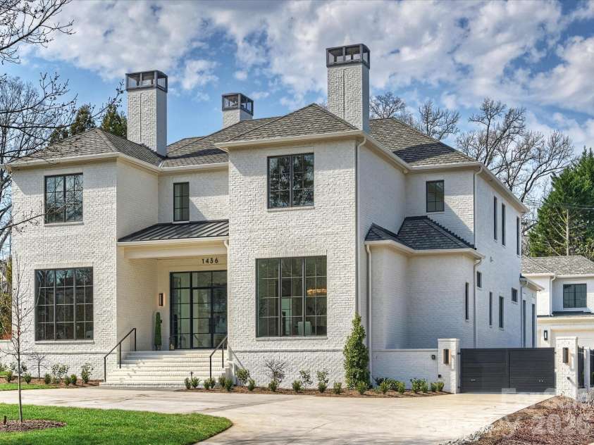 1436 Queens Road, Charlotte, NC 28207.  MLS# CAR4355549, YatesRealty ID 5033. 
