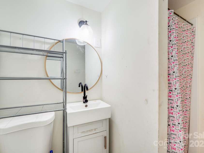4915 Huntington Farm Road, Catawba, SC 29704.  MLS# CAR4245333, YatesRealty ID 5033. 