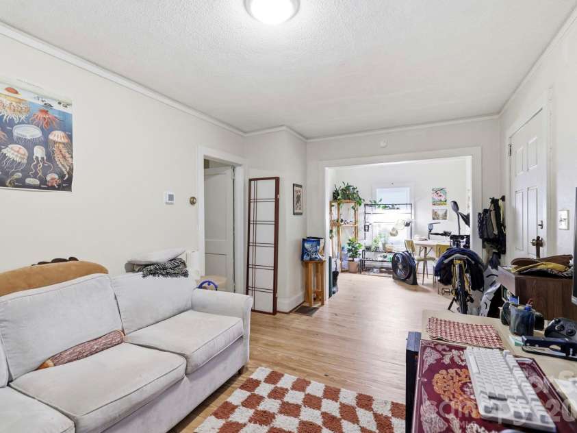 65 King Street, Asheville, NC 28804.  MLS# CAR4423788, YatesRealty ID 50332. 