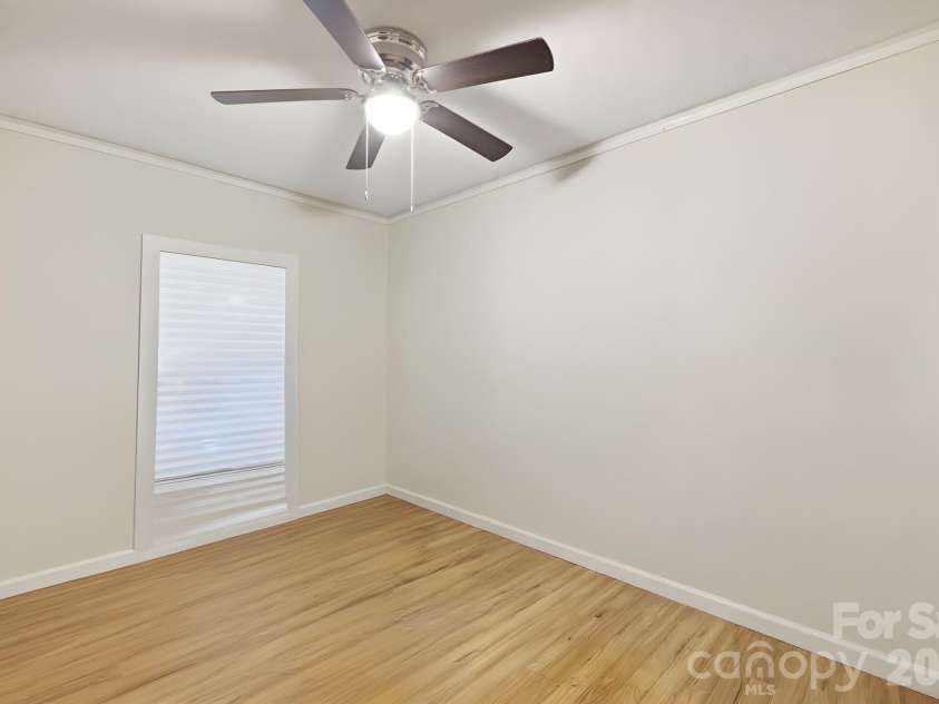 65 King Street, Asheville, NC 28804.  MLS# CAR4423788, YatesRealty ID 50332. 