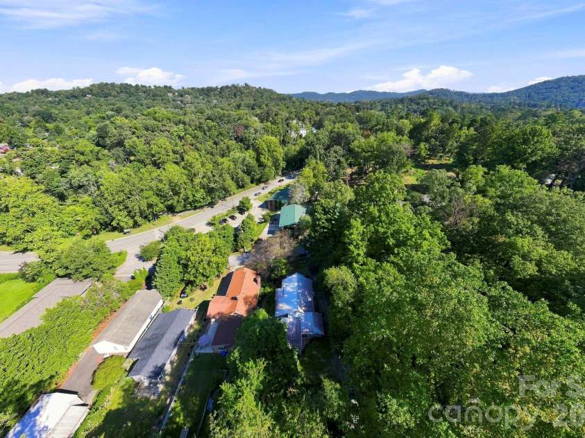 65 King Street, Asheville, NC 28804.  MLS# CAR4423788, YatesRealty ID 50332. 