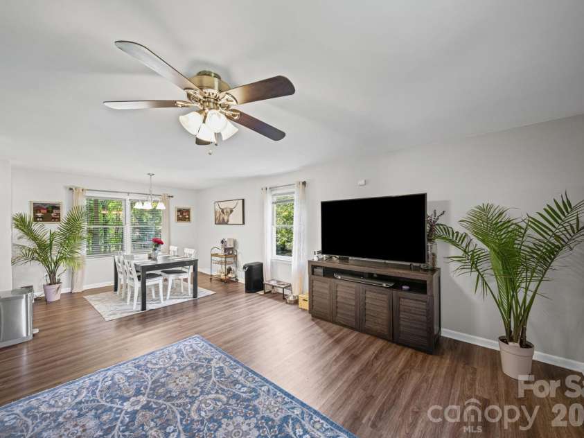 3600 Wonderland Drive, Matthews, NC 28104.  MLS# CAR4419176, YatesRealty ID 50333. 