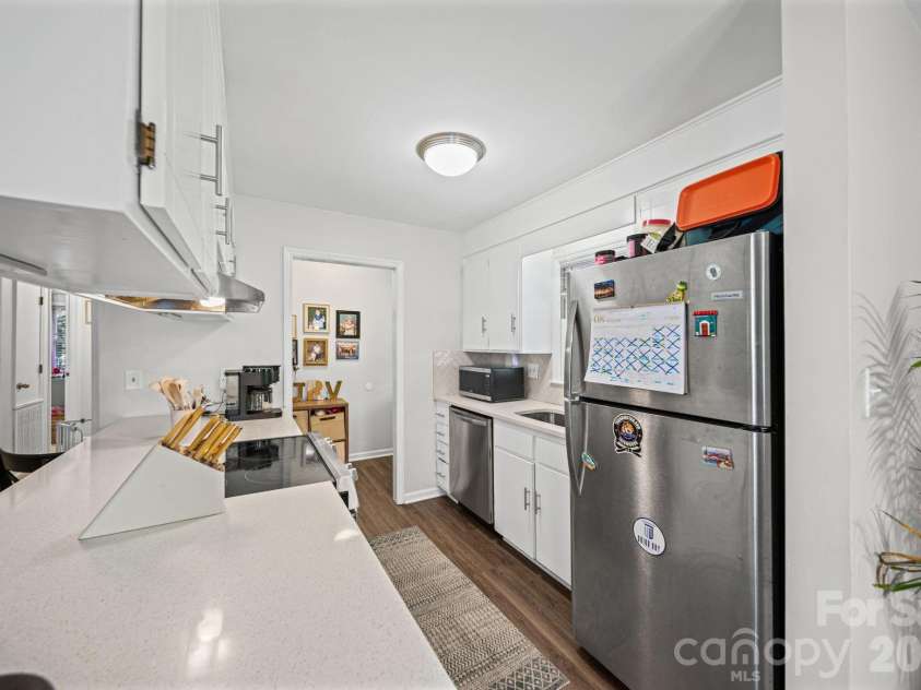 3600 Wonderland Drive, Matthews, NC 28104.  MLS# CAR4419176, YatesRealty ID 50333. 