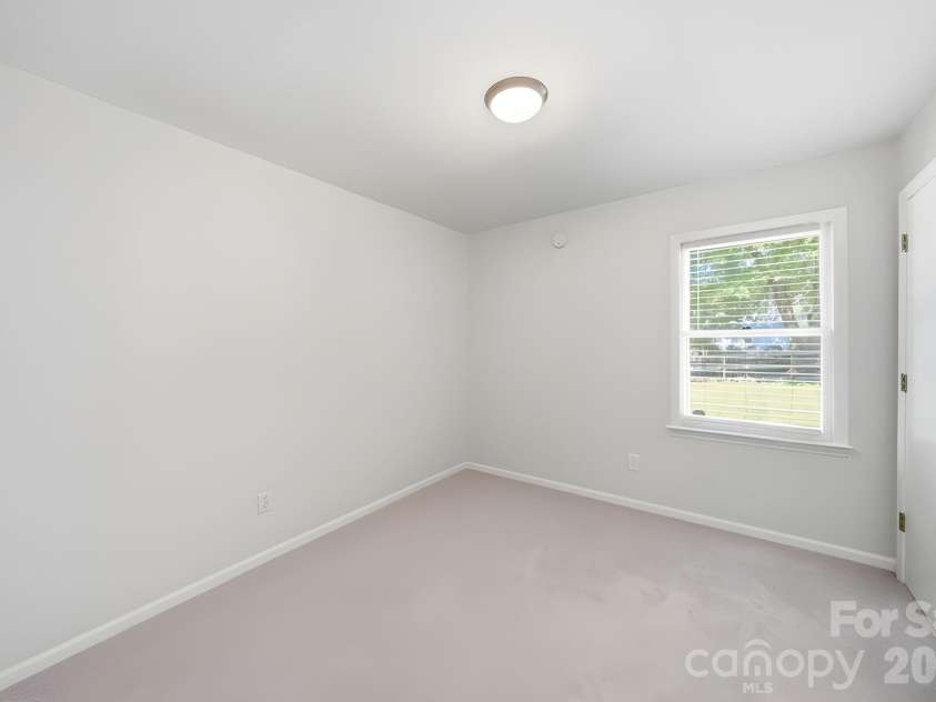 3600 Wonderland Drive, Matthews, NC 28104.  MLS# CAR4419176, YatesRealty ID 50333. 