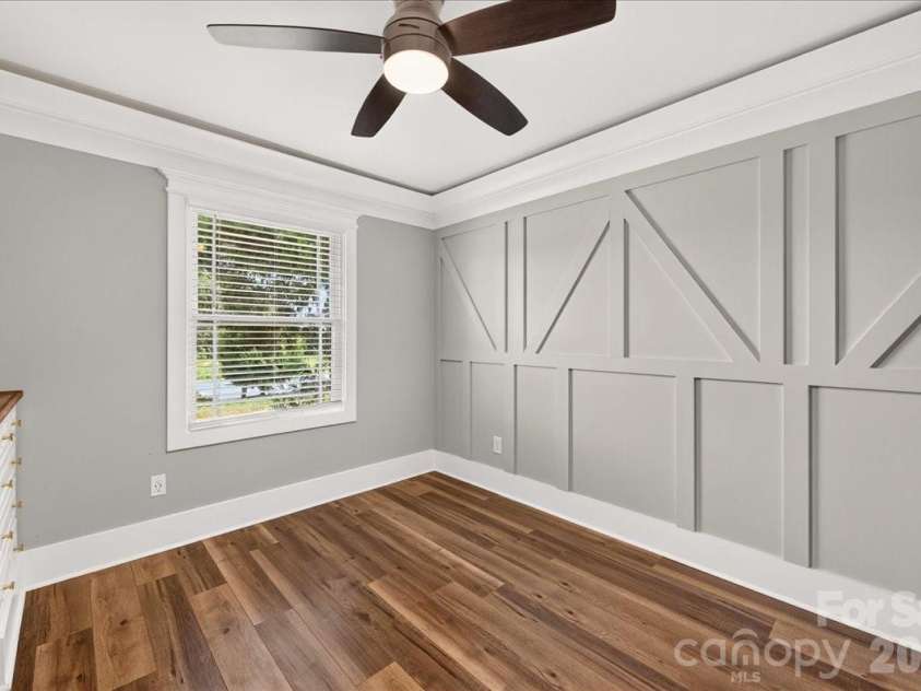 2519 Matthews Mint Hill Road, Matthews, NC 28105.  MLS# CAR4422836, YatesRealty ID 50334. 