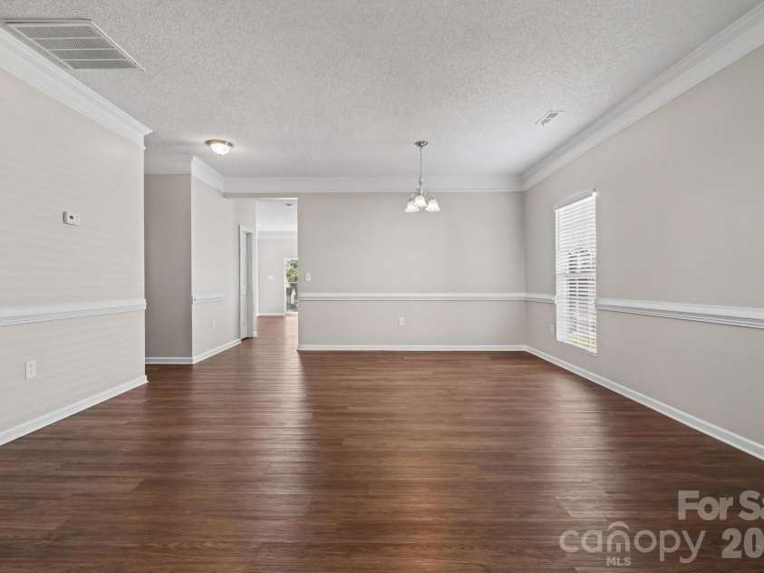 8935 Hedge Maple Road, Charlotte, NC 28269.  MLS# CAR4423524, YatesRealty ID 50337. 