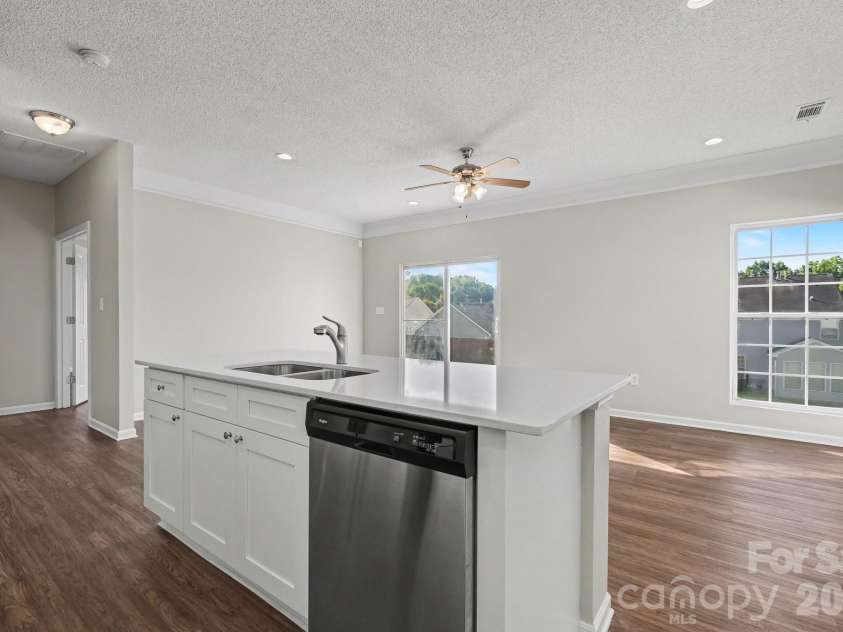 8935 Hedge Maple Road, Charlotte, NC 28269.  MLS# CAR4423524, YatesRealty ID 50337. 