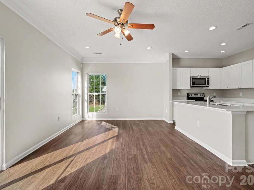 8935 Hedge Maple Road, Charlotte, NC 28269.  MLS# CAR4423524, YatesRealty ID 50337. 
