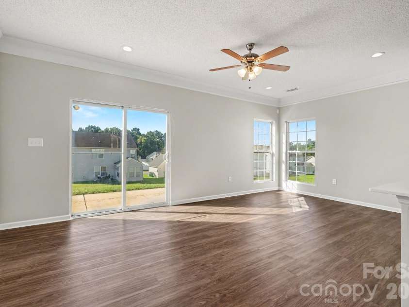 8935 Hedge Maple Road, Charlotte, NC 28269.  MLS# CAR4423524, YatesRealty ID 50337. 