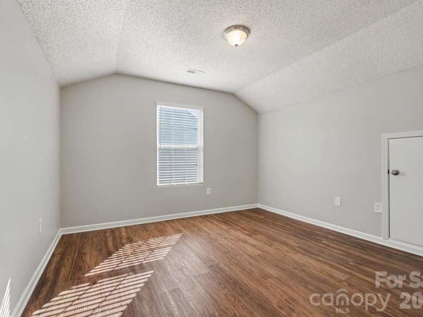 8935 Hedge Maple Road, Charlotte, NC 28269.  MLS# CAR4423524, YatesRealty ID 50337. 