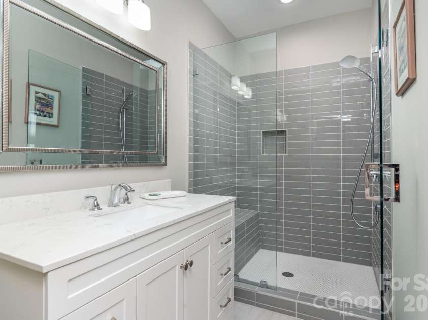 19911 Lamp Lighters Way, Cornelius, NC 28031.  MLS# CAR4422765, YatesRealty ID 50338. Newly renovated Master Bathroom