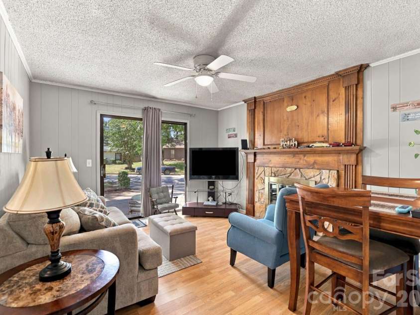 1619 Rhyne Carter Road, Gastonia, NC 28054.  MLS# CAR4422724, YatesRealty ID 50340. 
