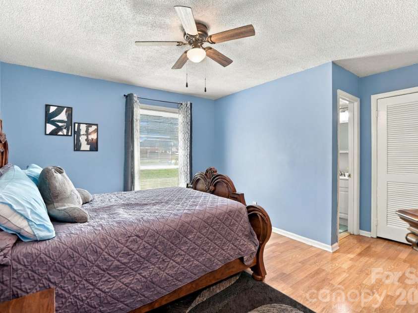 1619 Rhyne Carter Road, Gastonia, NC 28054.  MLS# CAR4422724, YatesRealty ID 50340. 