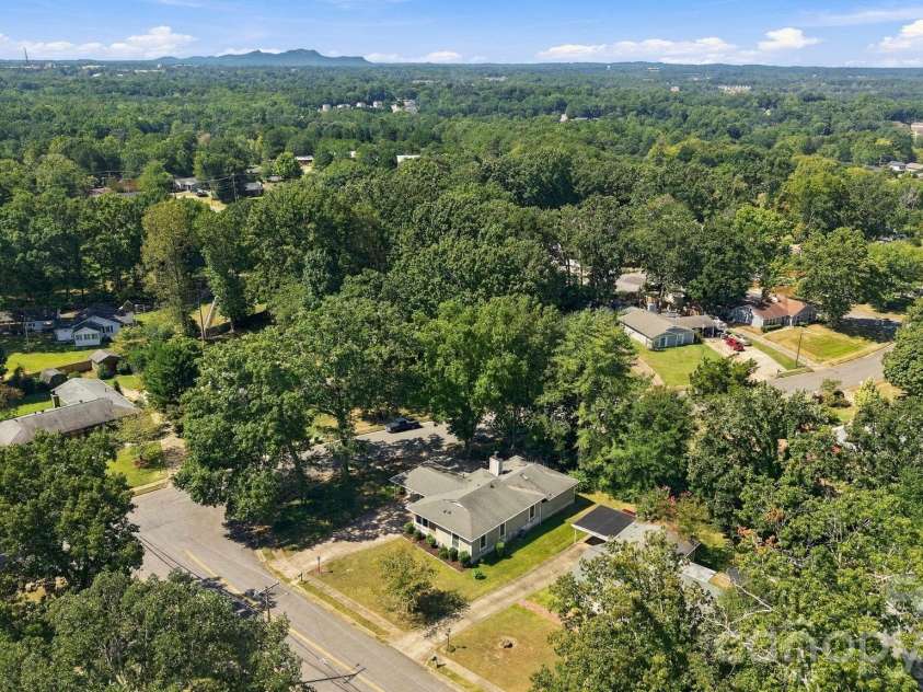 1619 Rhyne Carter Road, Gastonia, NC 28054.  MLS# CAR4422724, YatesRealty ID 50340. 