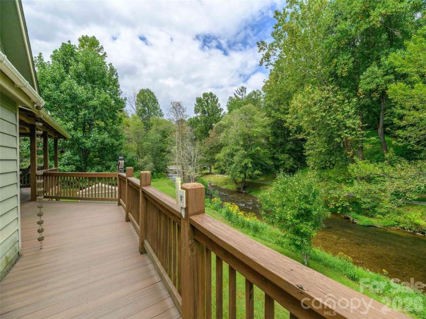 79 Rapid Waters Way, Waynesville, NC 28785.  MLS# CAR4423830, YatesRealty ID 50341. 