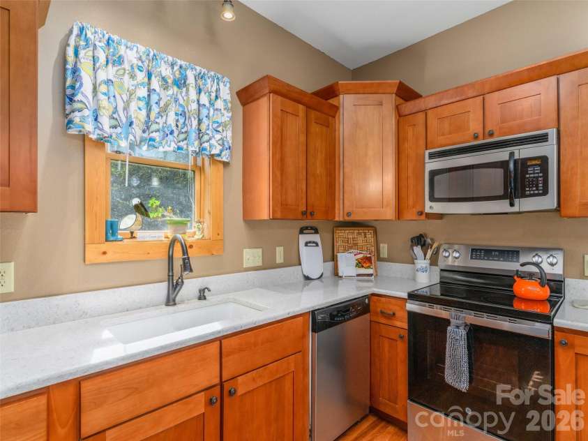 79 Rapid Waters Way, Waynesville, NC 28785.  MLS# CAR4423830, YatesRealty ID 50341. 