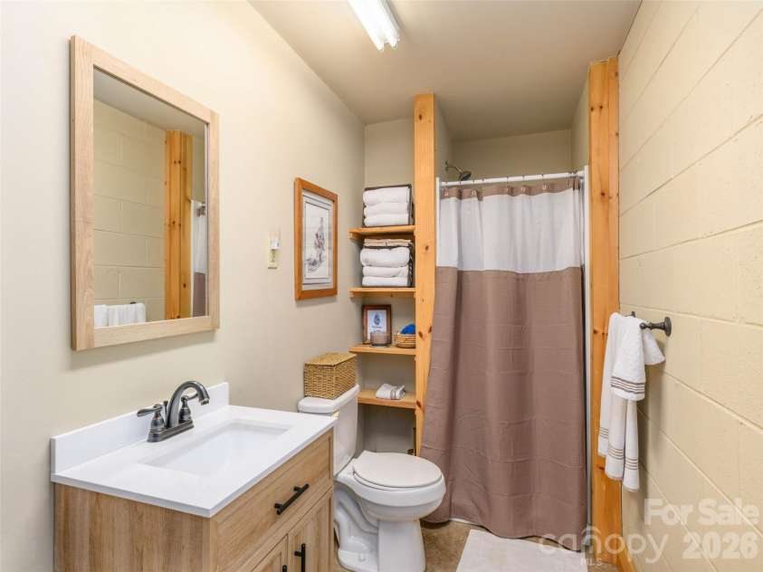 79 Rapid Waters Way, Waynesville, NC 28785.  MLS# CAR4423830, YatesRealty ID 50341. 