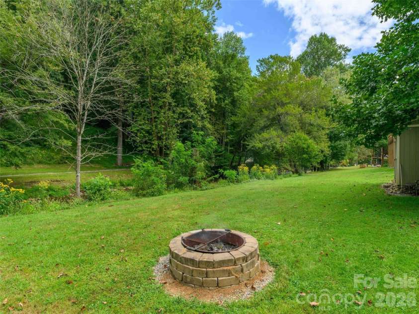 79 Rapid Waters Way, Waynesville, NC 28785.  MLS# CAR4423830, YatesRealty ID 50341. 