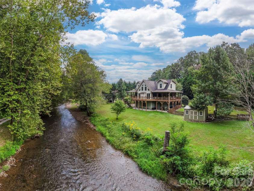 79 Rapid Waters Way, Waynesville, NC 28785.  MLS# CAR4423830, YatesRealty ID 50341. 