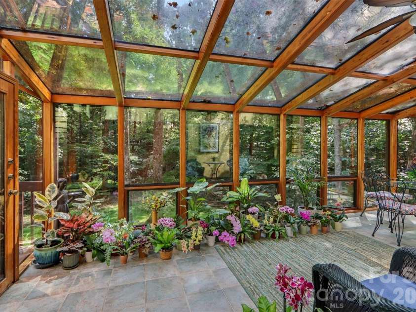 7030 Pleasant Drive, Charlotte, NC 28211.  MLS# CAR4419527, YatesRealty ID 50343. 