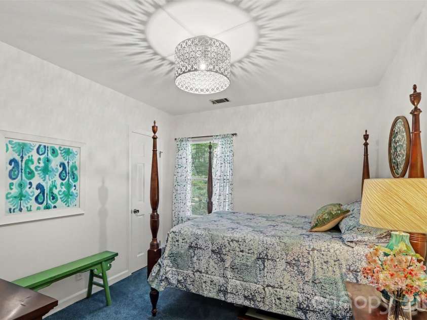 7030 Pleasant Drive, Charlotte, NC 28211.  MLS# CAR4419527, YatesRealty ID 50343. 