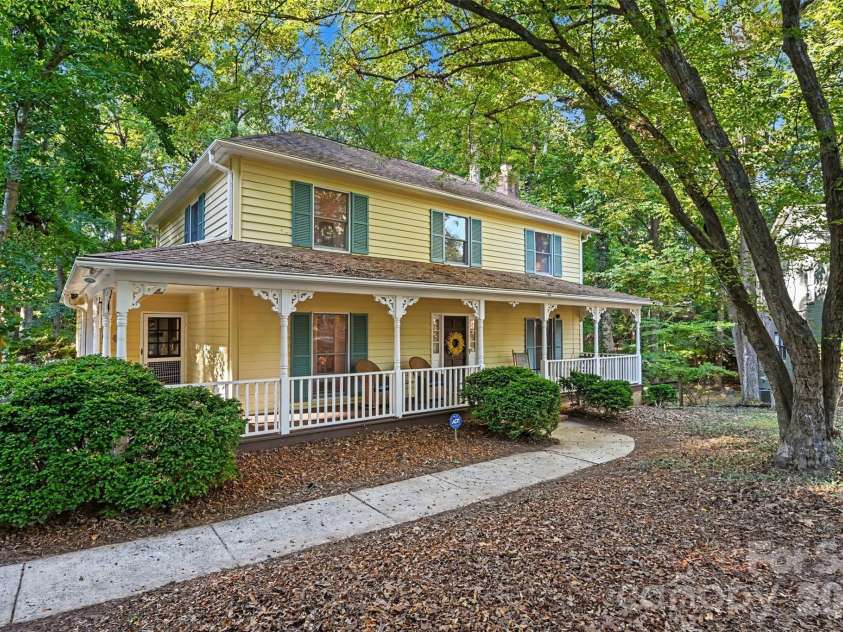 7030 Pleasant Drive, Charlotte, NC 28211.  MLS# CAR4419527, YatesRealty ID 50343. 