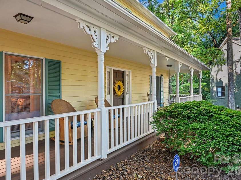 7030 Pleasant Drive, Charlotte, NC 28211.  MLS# CAR4419527, YatesRealty ID 50343. 