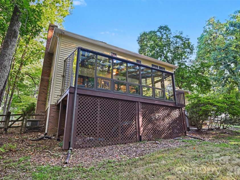 7030 Pleasant Drive, Charlotte, NC 28211.  MLS# CAR4419527, YatesRealty ID 50343. 