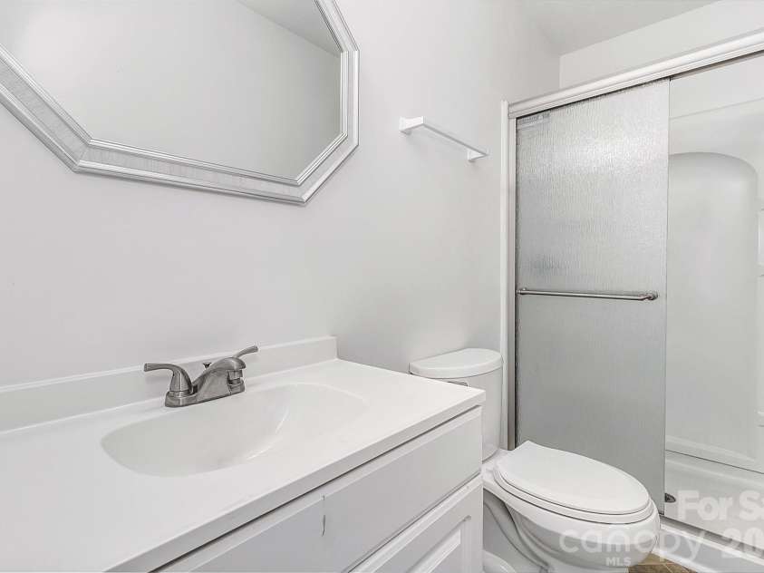16 Merlin Way, Asheville, NC 28806.  MLS# CAR4421795, YatesRealty ID 50344. 