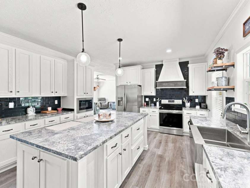 279 Rocky Top Acres Road, Ferguson, NC 28624.  MLS# CAR4423809, YatesRealty ID 50348. 